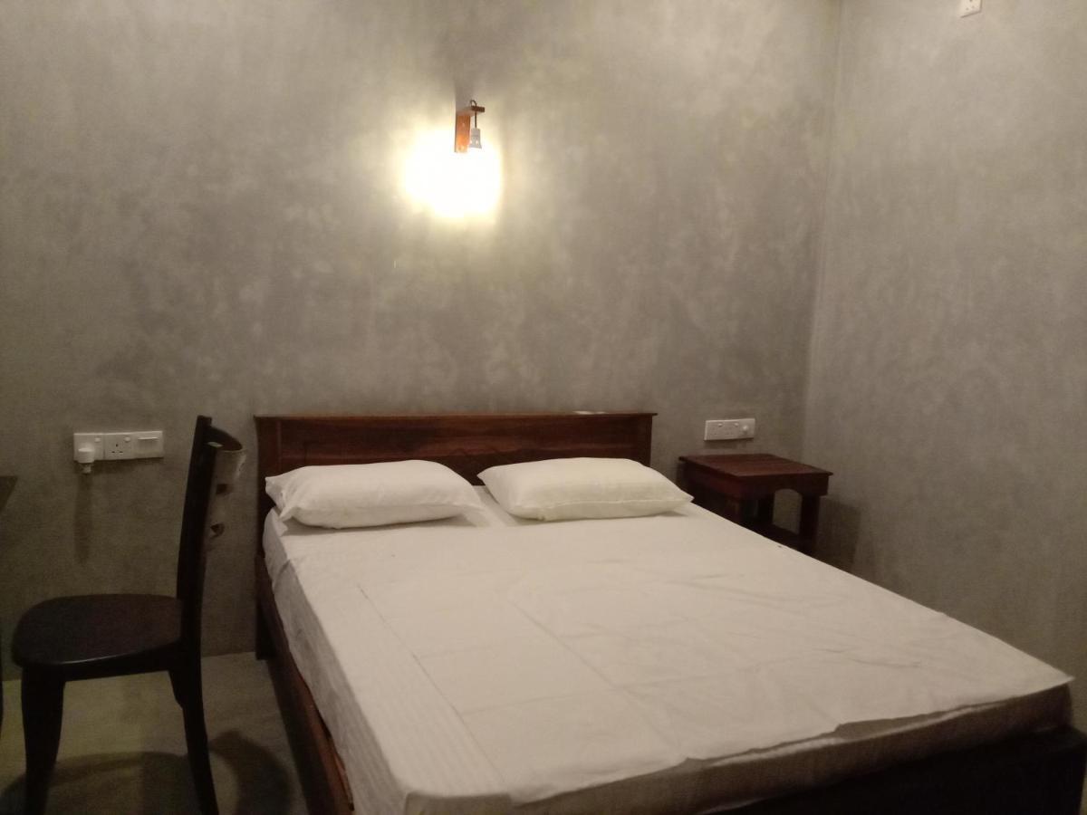 Guest house Coconut Surf Weligama